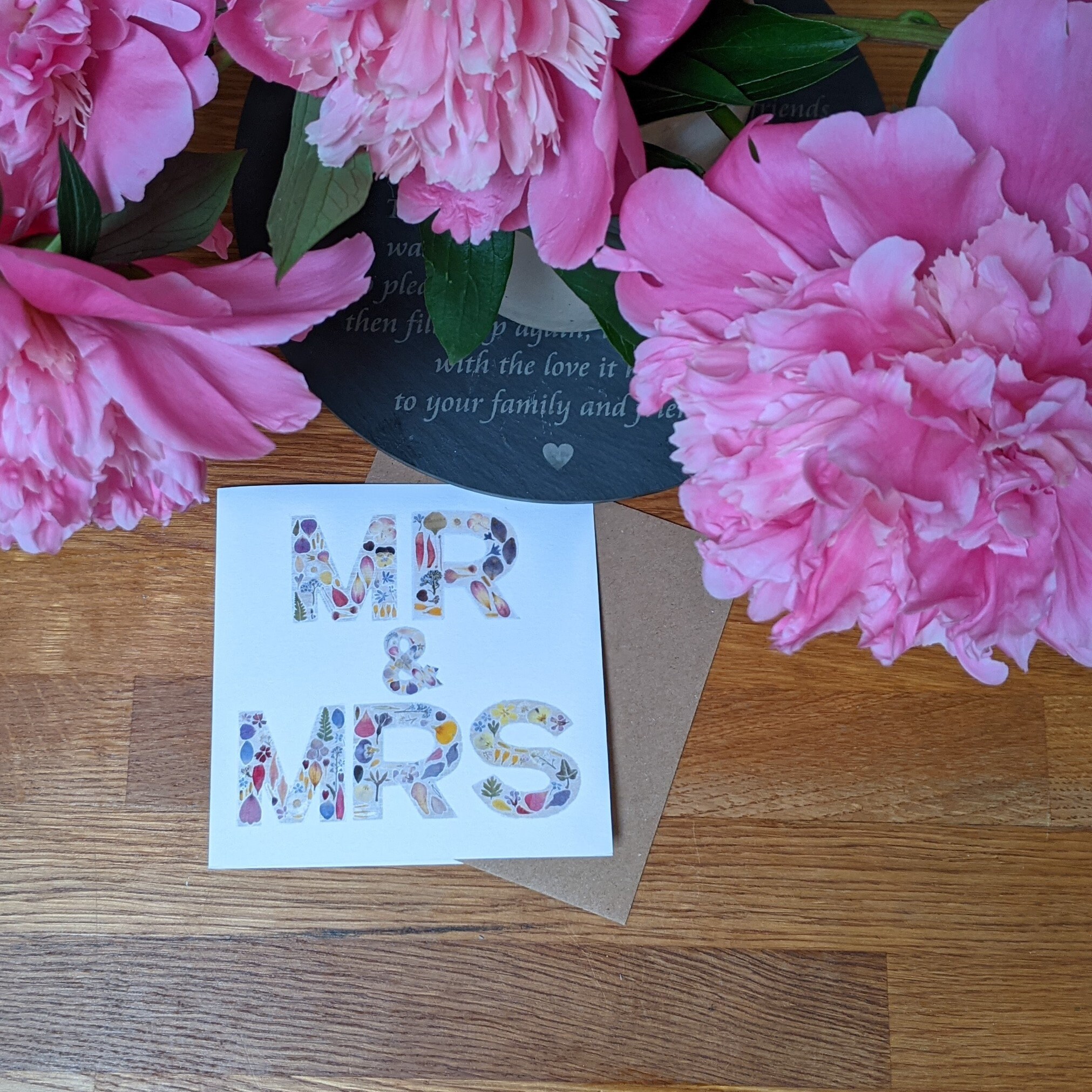 MR & MRS Card / Wedding Card / Pressed Flowers / Floral Card