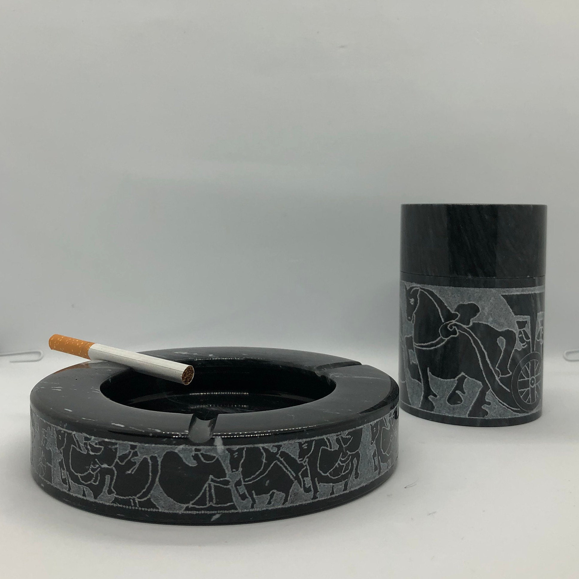 Gift Set: Vintage Chariot Horse Etched Marble Stone Cigarette