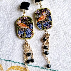 Orecchini pendenti  con dipinto William Morris, orecchini floreali, orecchini clip,  orecchini perno, carta da parati, Orecchini cottagecore