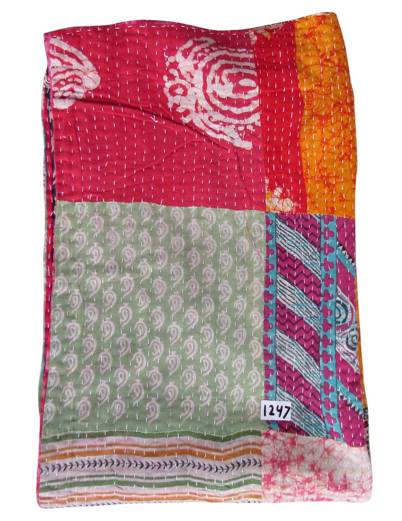 Vintage Patchwork Cotton Twin Size Home Decorative Kantha Quilt Hippie Bedding Bedspread Indian Bohemian Blanket Kantha Coverlet Throw
