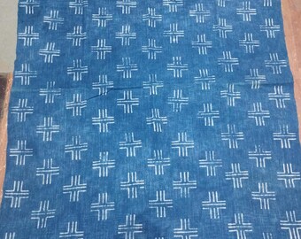 Mooie indigo natuurlijke kleurstof katoenen spreien Spreien en plaids Blokgedrukte deken Dekens Zachte indigoblauwe sofa Spatlappen
