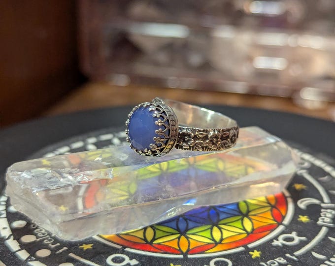Lavender calcedony adjustable ring