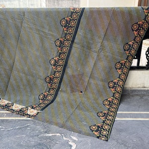 Vintage Kantha Quilt: Reversible Indian Blanket Throw, Hand-Stitched Ralli Quilt