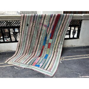 Edredón Kantha vintage indio, manta sari Kantha vintage, edredón Kantha de patchwork reciclado