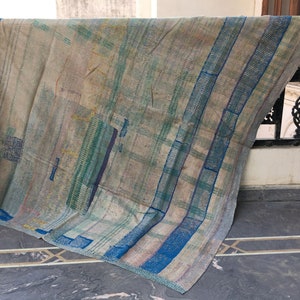 Recycled Indian Sari Patchwork kantha Blanket,Handmade Indian Vintage Kantha Quilt, indian kantha quilt