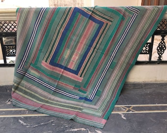 Vintage kantha-quilt met patchwork: omkeerbare Indiase deken