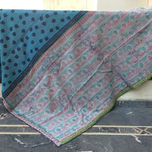 Edredón kantha vintage, alfombra de algodón vintage, manta vintage, manta kantha, manta vintage, edredón vintage hecho a mano, edredón vintage raro, ropa de cama kantha