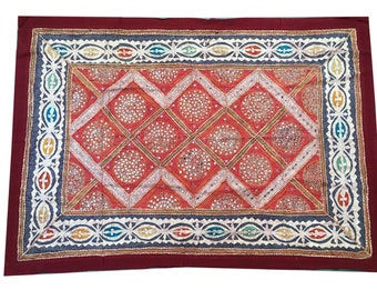 Vintage Indian Patchwork Tapestry: Bohemian Textile Wall Decor