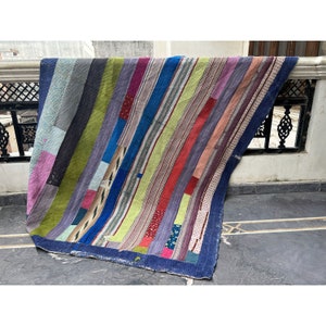 Edredón Kantha vintage indio, manta sari Kantha vintage, edredón Kantha de patchwork reciclado