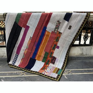 Boho Vintage Reversible Kantha Quilt, Indian Sari Patchwork Throw