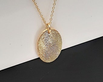 Oval Fingerprint Necklace , Handwriting Necklace , Memorial Necklace , Signature Necklace , Thumbprint Necklace , 14k gold necklace gift