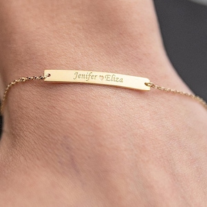 Pulsera con placa de barra de oro macizo de 14 k/Pulsera con barra personalizada para nombres, fechas, iniciales/Pulsera escrita a mano en oro/Regalo para su mamá