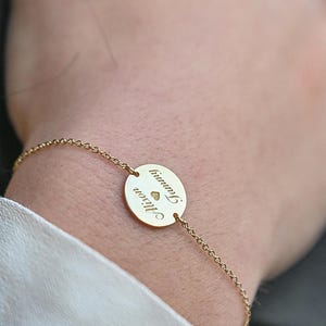 Pulsera de oro macizo de 14 k, pulsera con nombre personalizado • Pulsera con disco para mamá • Pulsera con nombre para niño • Joyas familiares, regalo para ella