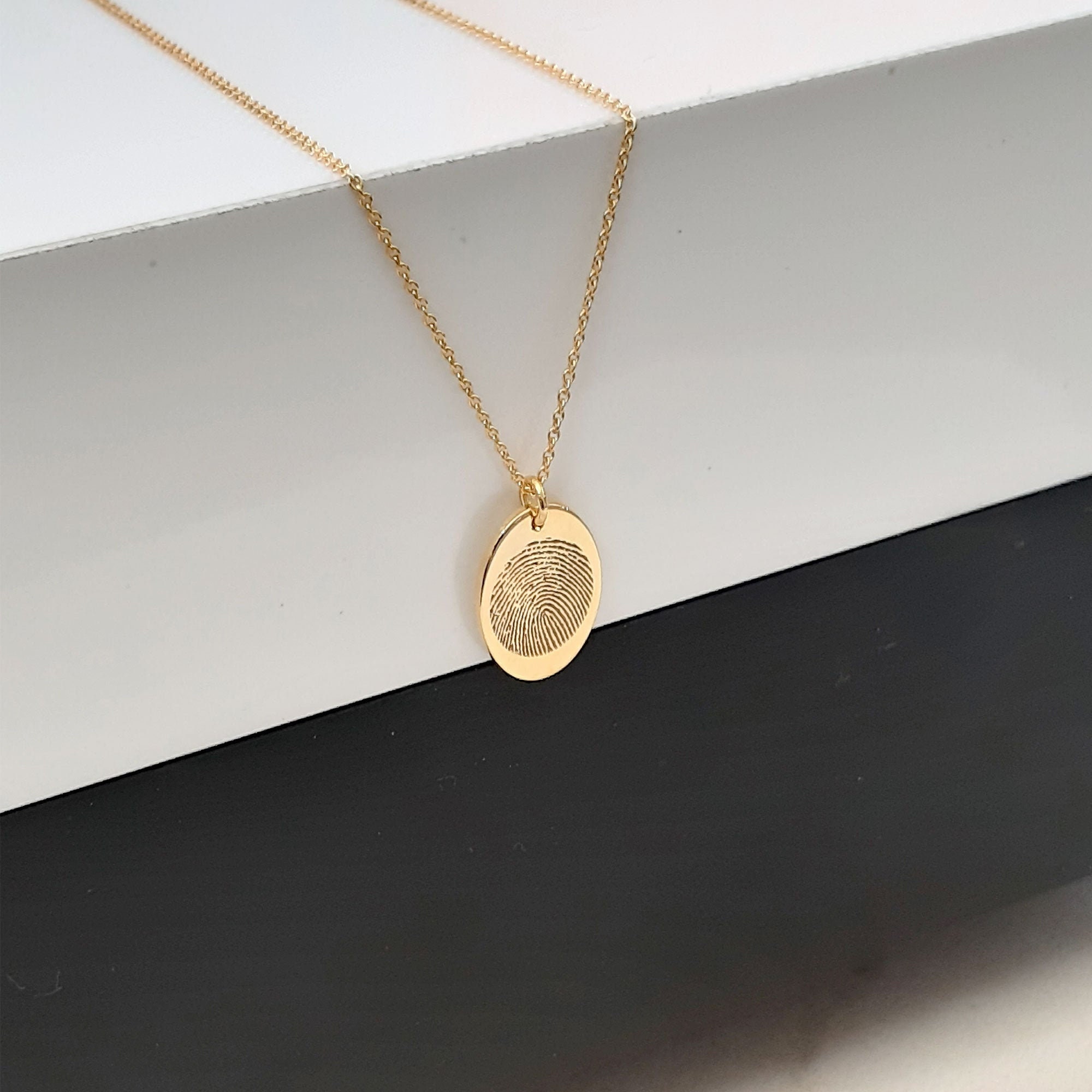Gold handprint shop jewellery