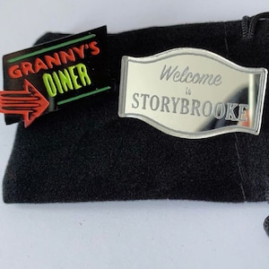 Storybrooke Set Of 2 Pins - Once Upon a Time Inspired - Fairytale - Pin Badge - Alternative