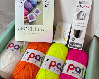 Granny Square Crochet Kit