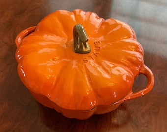 Ultra rare (and never used!) Staub 5.5 quart pumpkin