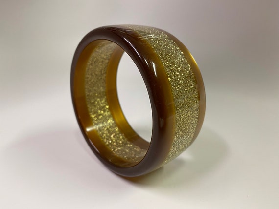 Vintage lucite gold glitter bangle View 2