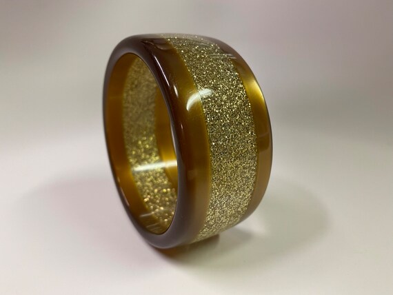 Vintage lucite gold glitter bangle View 6