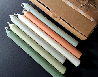 Soft Meadow - Juego de 6 velas cónicas de cera natural