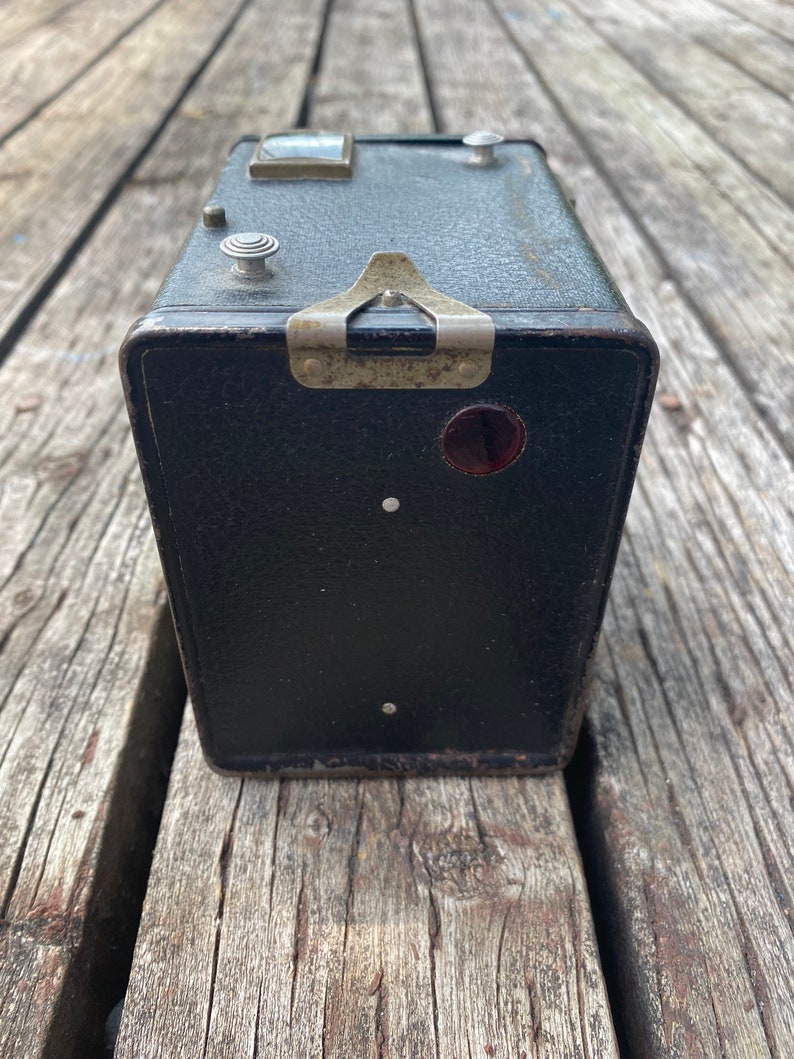 Vintage Kodak Brownie Box Camera Six 20 Model D 1950s Made in England