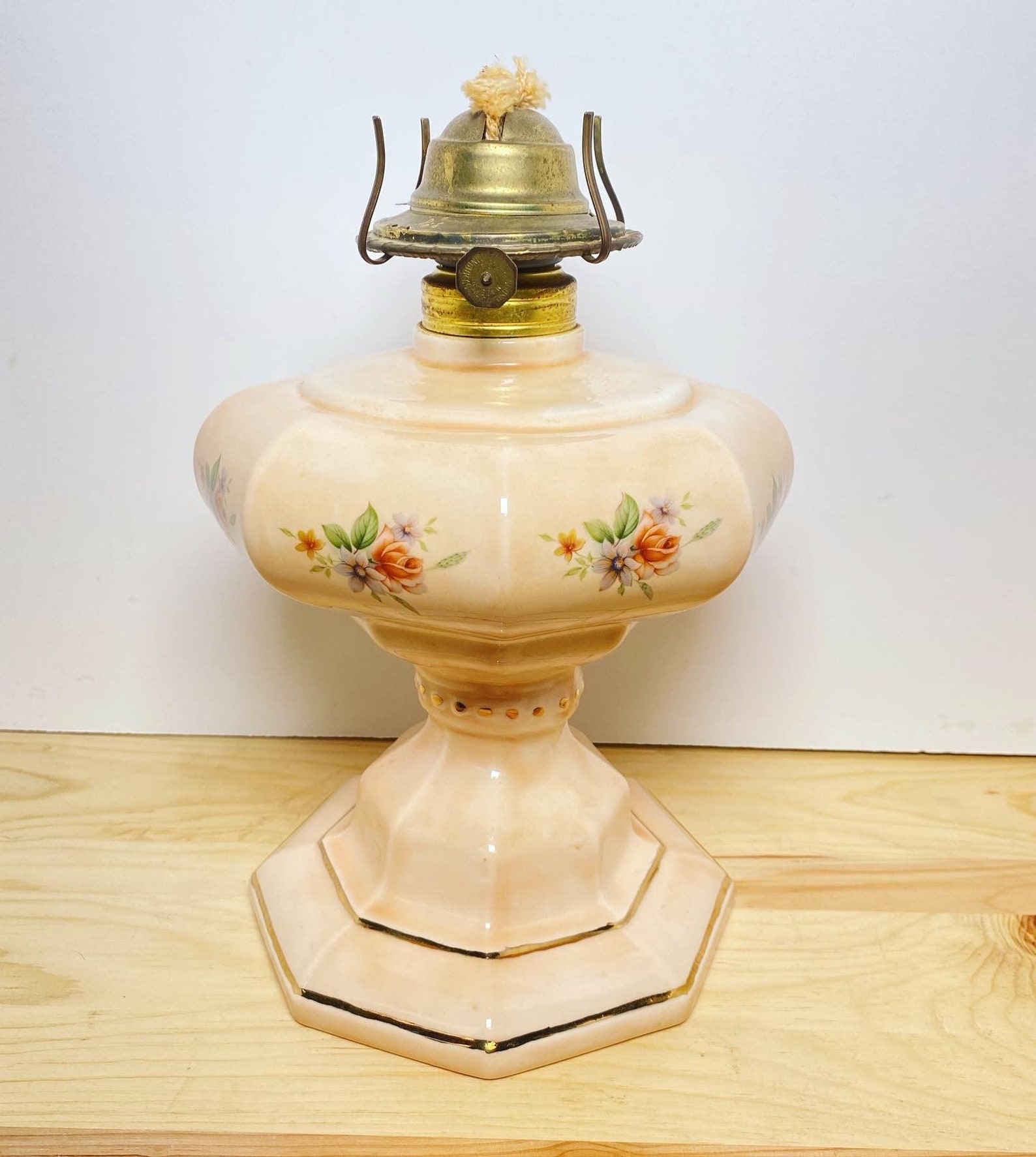 Vintage Ceramic Peach / Pink Oil Lamp with Glass Globe Shade Etsy