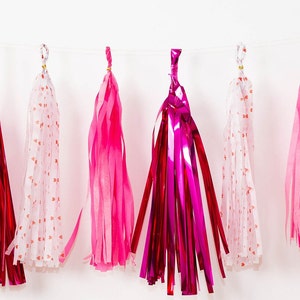 15 pcs Paper Tassels Garland Neon Hot Pink Magenta Red Heart DIY Valentine&#39;s Day Decor Custom colors Ready to hang