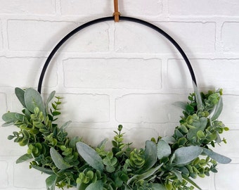 Corona moderna de aro de eucalipto de primavera, corona de puerta minimalista, decoración moderna de la pared de la granja, corona de vegetación neutral para todas las estaciones, corona de aro boho