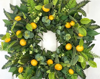 Corona de limones para la puerta principal en verano, corona de limones extragrande, corona de frutas, corona de helechos de primavera, elegante decoración de limones, corona de follaje de eucalipto