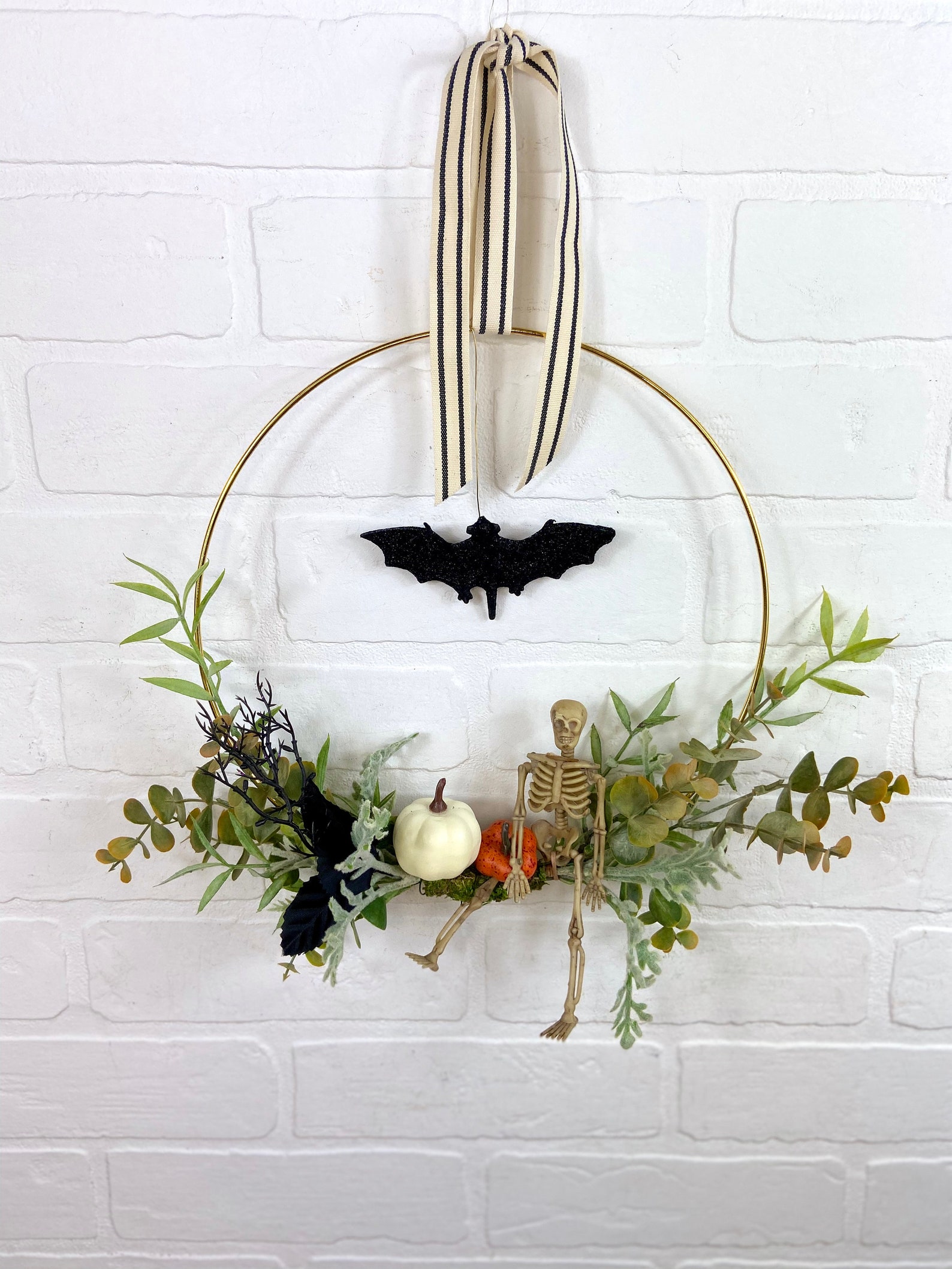 Bat Wreath Halloween Home Decor