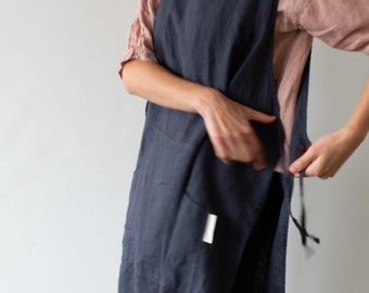 Linen Utility Apron | Apron with Pockets | Garden Apron for Her | Japanese Apron | Minimalist | Washed Linen | Gardening Gift