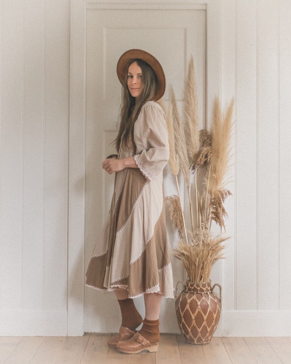 70's Cotton Crochet Earth Toned Swirl Dress