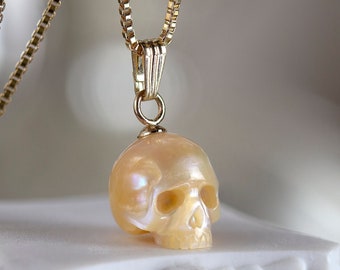 Peach Pearl Skull Necklace Skull Pendant Carved Pearl Pendant Gothic Jewelry Peach Pearl Pendant Gothic Pendant Skeleton Pendant