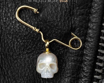 Pearl Skull Safety Pin Silver Brooch Skull Pendant Carved Pearl Pendant Gothic Jewelry White Pearl Pendant Gothic Pendant Skeleton Pendant