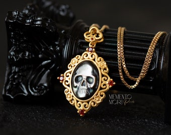 Shell Skull Necklace Skull Carving Pendant Carved Shell Pendant Gothic Jewelry White Mother of Pearl Pendant Gothic Pendant Skeleton Pendant