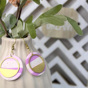 Pink, gold, marble pattern, clay  earrings, clay earrings, modern, everyday