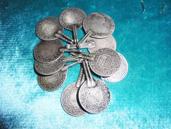 Moroccan Jewelry, lot old silver Berber coin penda