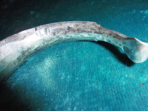 Moroccan Jewelry, pair matched solid silver heavy… - image 5