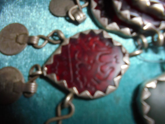 Moroccan, lot 9 silver, glass/agate pendants w. o… - image 4