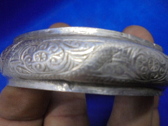 Moroccan Jewelry, old silver Berber convex bangle… - image 3