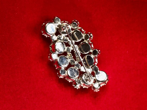 Vintage Karu Arke Inc. Rhinestone Brooch / Pin  (… - image 6