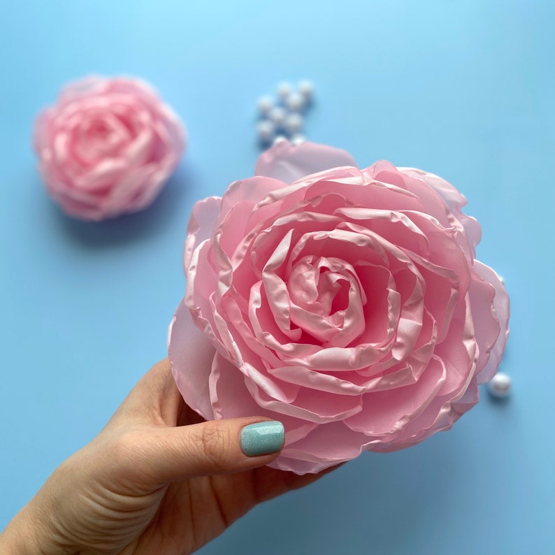 Extra große ROSEN Brosche. Oversize Brosche. Rosa Rose Anstecknadel. Geschenk für sie. Bild 7