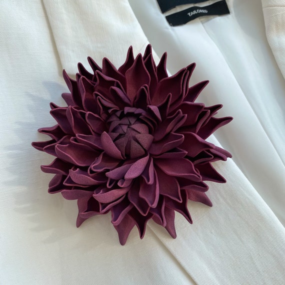 Burgundy brooch sale