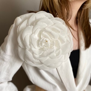 Extra large white chiffon rose brooch. Oversize brooch. White rose pin. Gift for her. image 2