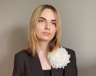 Extra Large Ivory Silk Chrysanthemum Brooch - Bridal Flower Pin