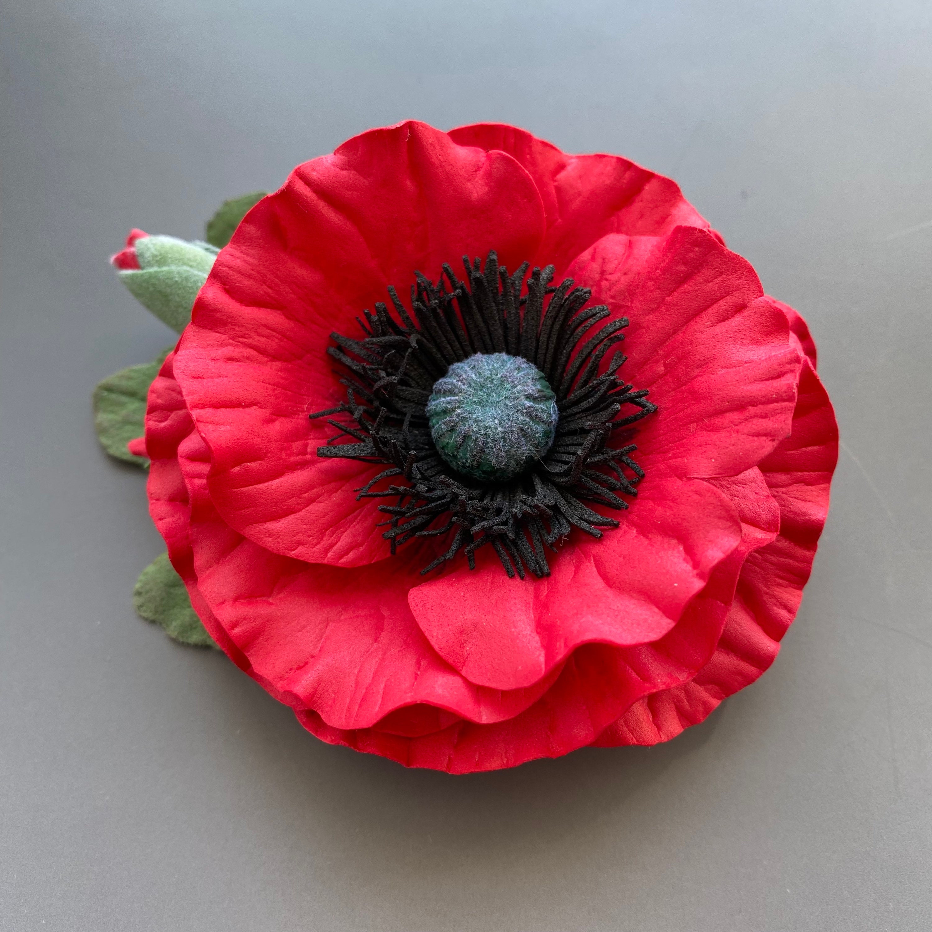 ブローチ・コサージュ Red Silk Flower Brooch Red Ruby Satin Ribbon Flower Corsage Brooch 