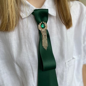 Green satin bow tie with a rhinestone center. Skinny tie for women&#39;s. Accessories for dress shirt. Halloween brooch.