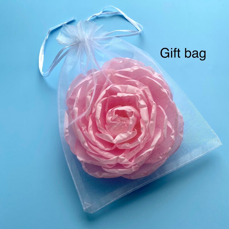 Extra große ROSEN Brosche. Oversize Brosche. Rosa Rose Anstecknadel. Geschenk für sie. Bild 3