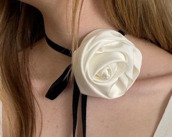 White flower choker. Silk rose Choker. Bohemian Necklace. Choker for Gift. Dainty Choker. Jewelry choker. Rose flower choker necklace.