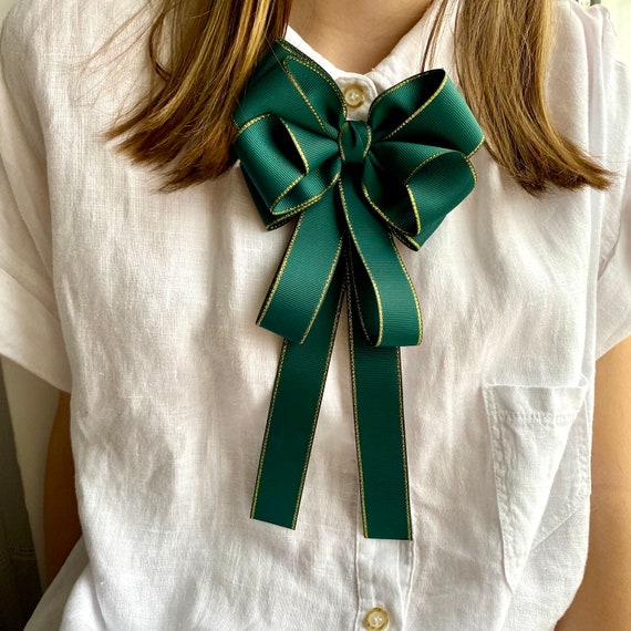 women green bow tie